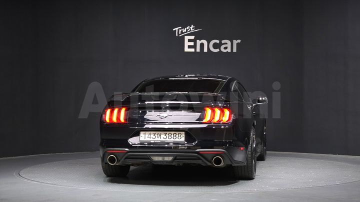 Ford Mustang 2018 — 4