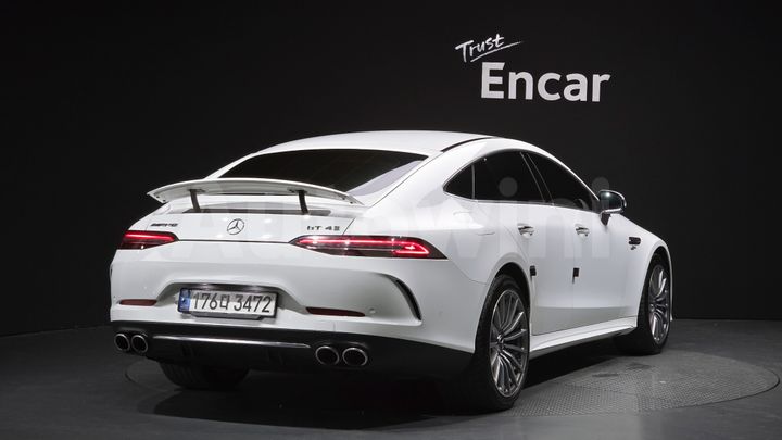 Mercedes Benz AMG GT