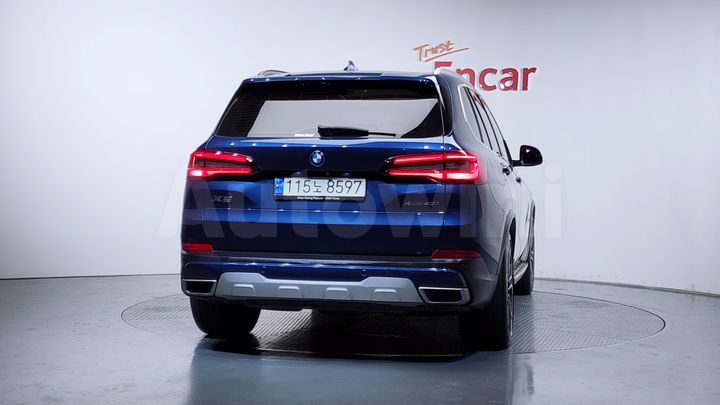 BMW X5 2021 — 4