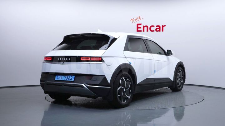 Hyundai Ioniq5 2023 — 2