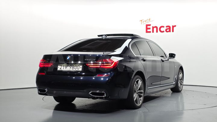 BMW 7 Series 2017 — 2