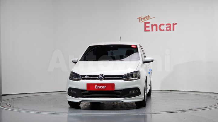 Volkswagen Polo 2014 — 3