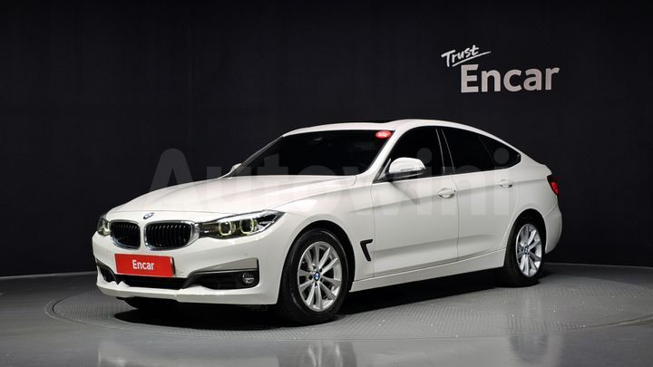 BMW 3 Series 2018 — 2