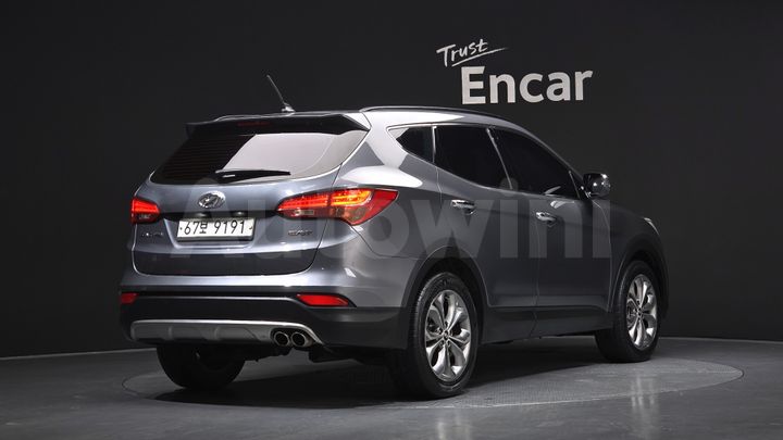 Hyundai SantaFe 2013 — 2
