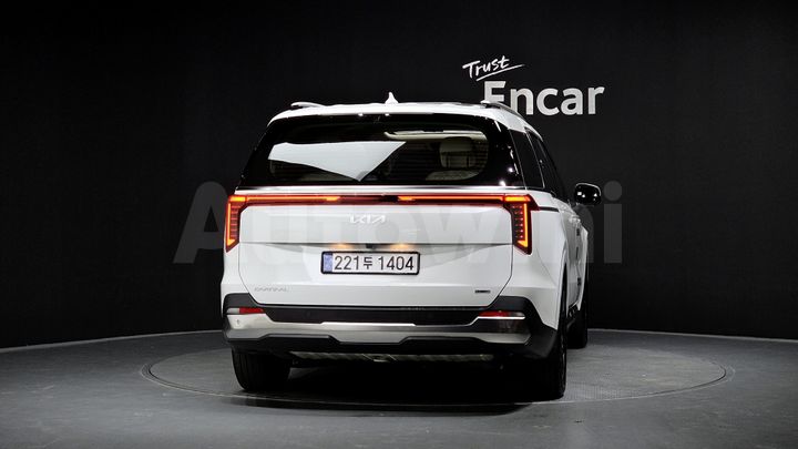 Kia Carnival 2025 — 4