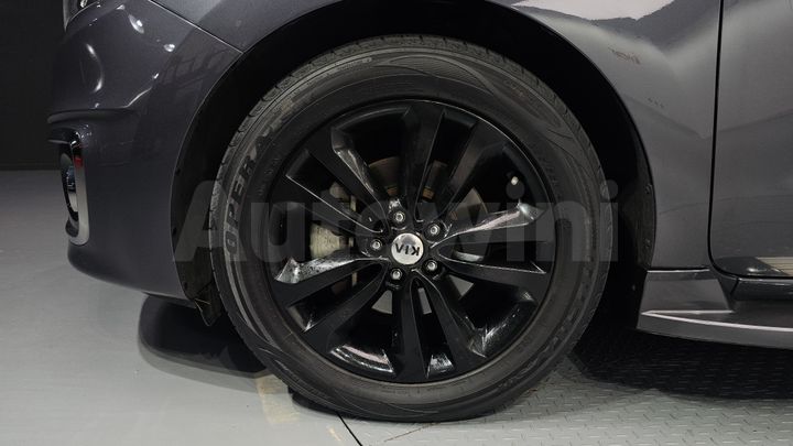 Kia Carnival 2017 — 5