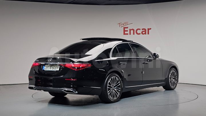 Mercedes-Benz S Class 2022 — 2