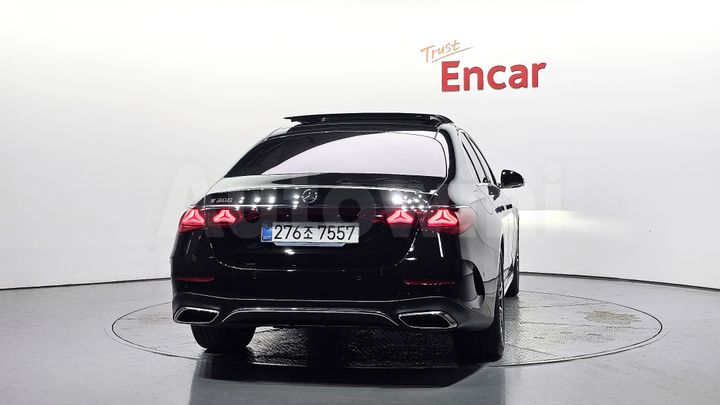 Mercedes-Benz E Class 2025 — 4