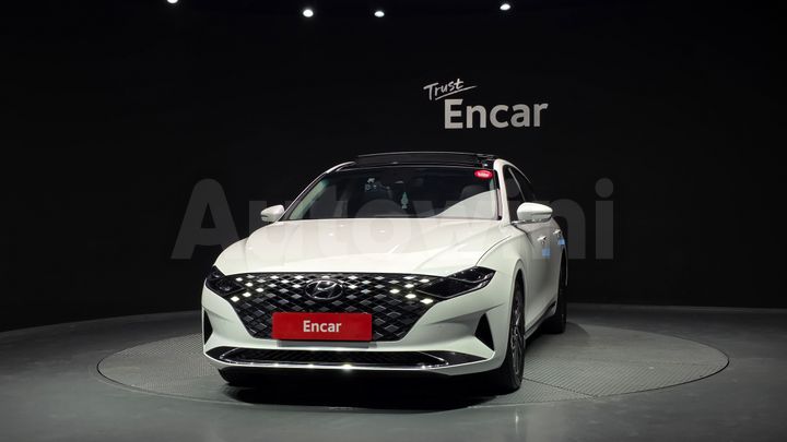 Hyundai Grandeur 2023 — 3