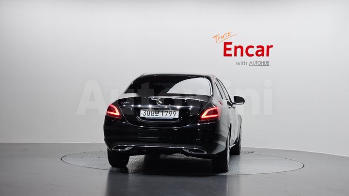Mercedes-Benz C Class 2020 — 4