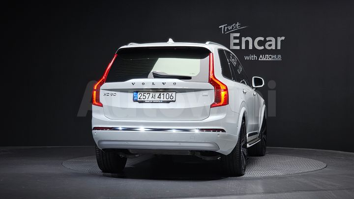 Volvo XC90 2022 — 4
