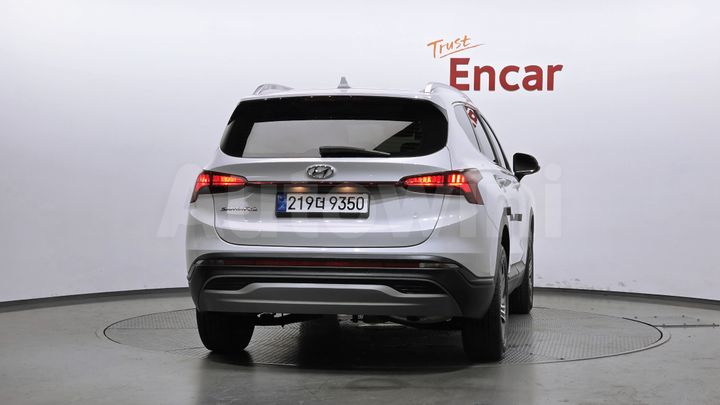 Hyundai SantaFe 2022 — 4