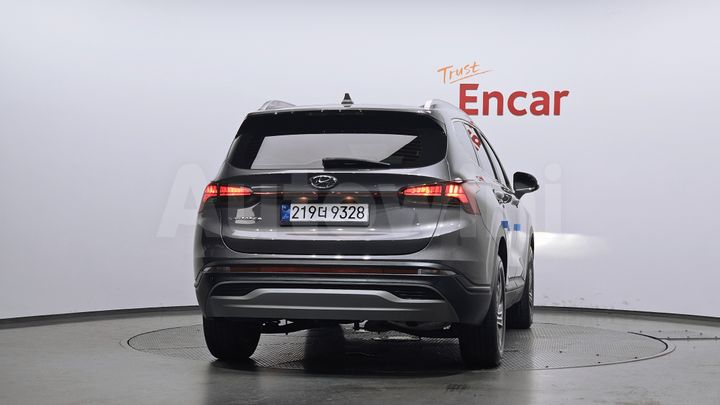 Hyundai SantaFe 2022 — 4
