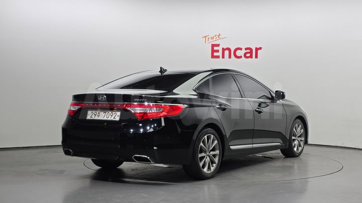 Hyundai Grandeur 2015 — 3