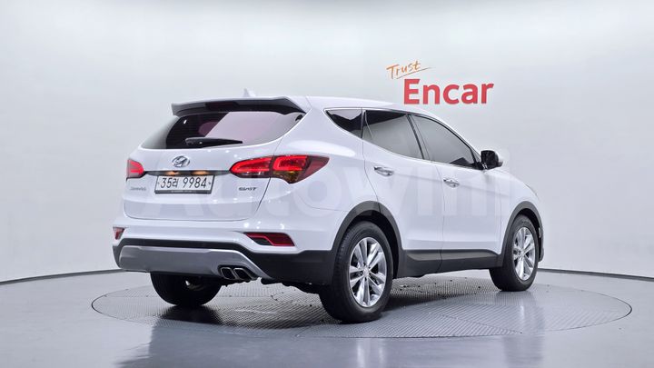 Hyundai SantaFe 2016 — 2
