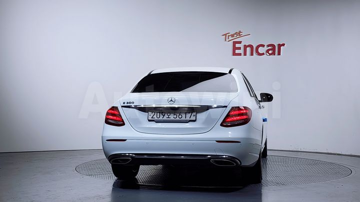 Mercedes-Benz E Class 2019 — 4