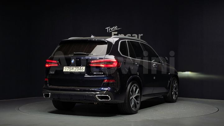 BMW X5 2020 — 2