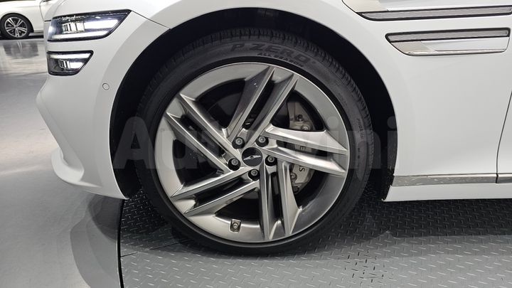 Genesis G80 2025 — 5