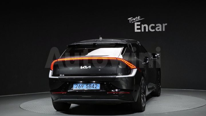 Kia EV6 2022 — 4