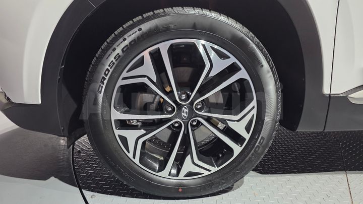Hyundai SantaFe 2019 — 5