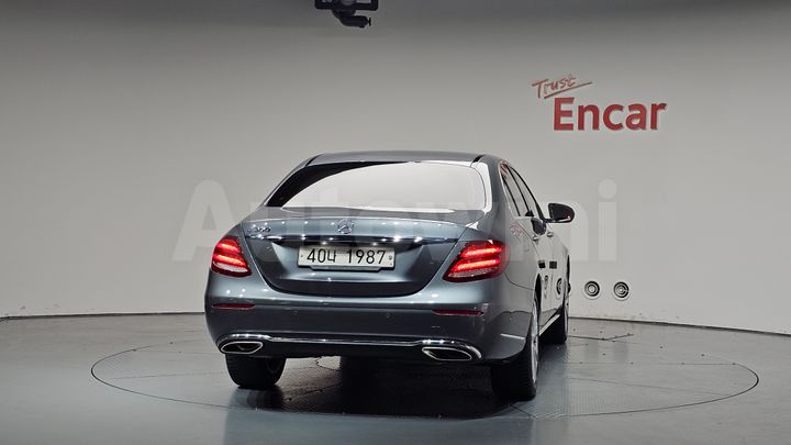 Mercedes-Benz E Class 2019 — 3