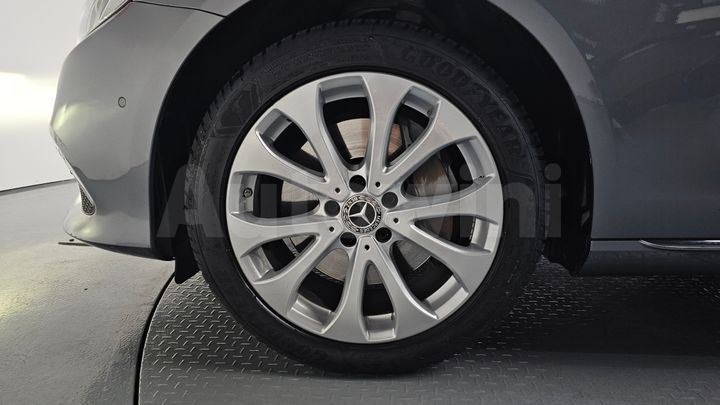 Mercedes-Benz E Class 2019 — 4