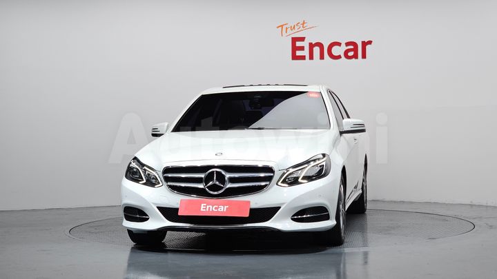 Mercedes-Benz E Class 2015 — 3