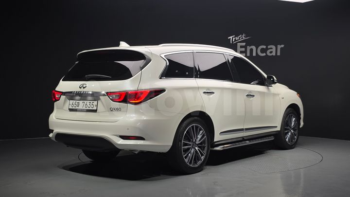 Infiniti QX