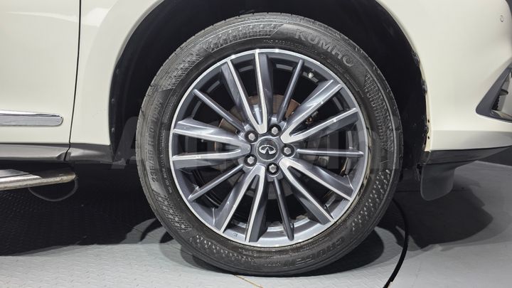 Infiniti QX