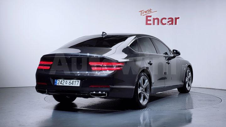 Genesis G80 2022 — 2