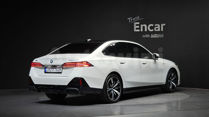 BMW 5 Series 2025 — 2