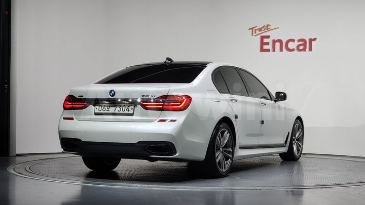 BMW 7 Series 2018 — 3