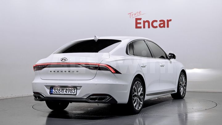 Hyundai Grandeur 2022 — 2