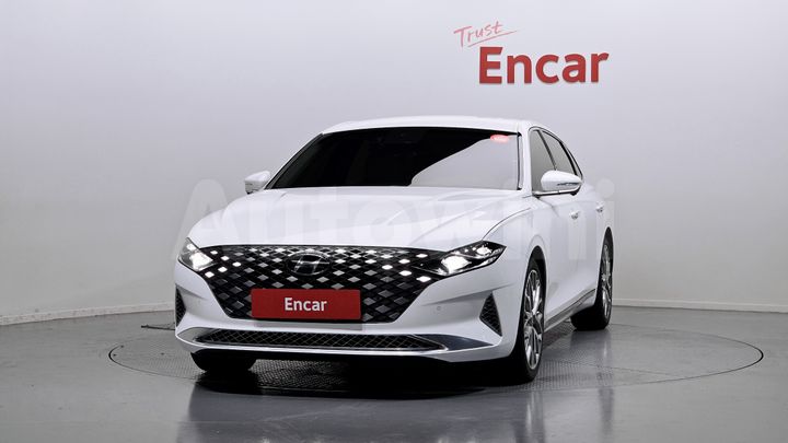 Hyundai Grandeur 2022 — 3