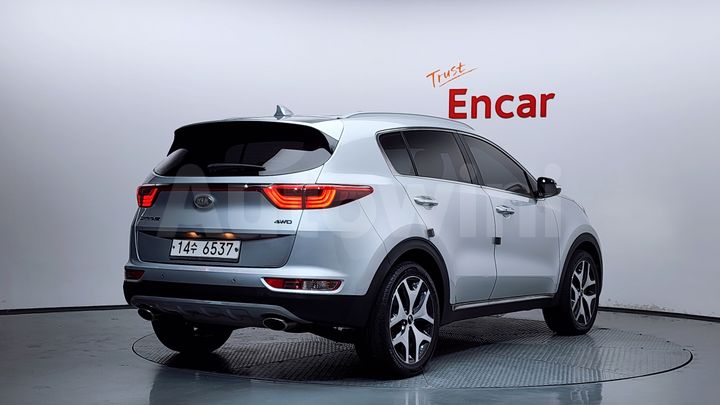 Kia Sportage 2018 — 2