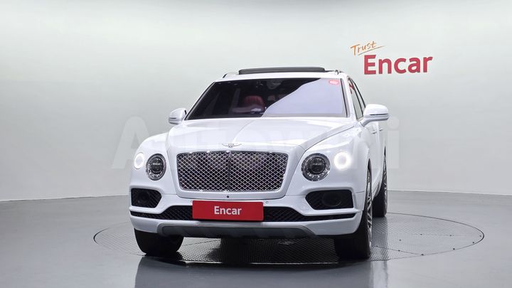 Bentley Bentayga 2018 — 3