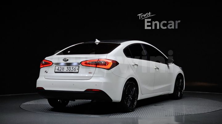 Kia K3 2013 — 2