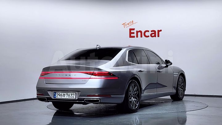 Genesis G90 2023 — 2
