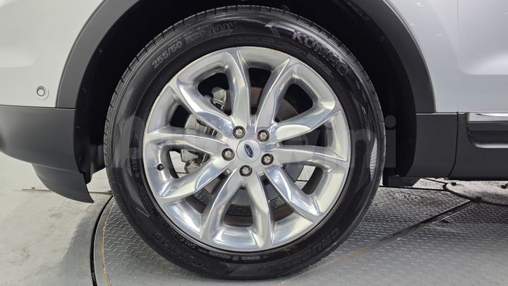 Ford Explorer 2015 — 5
