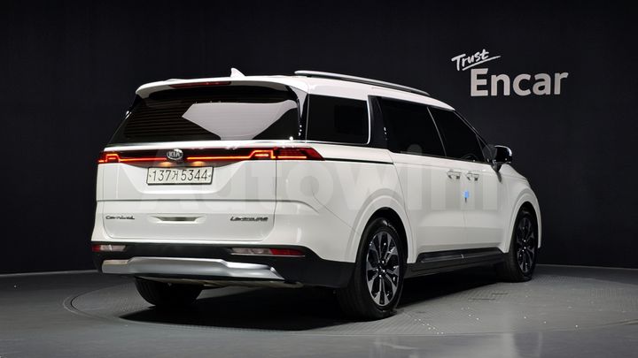 Kia Carnival 2021 — 2