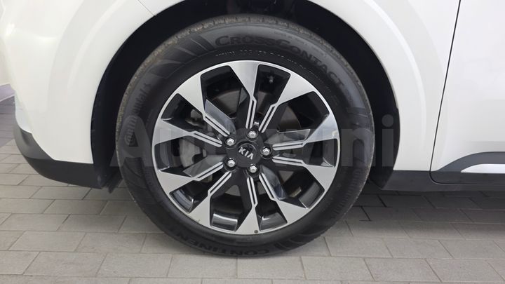 Kia Carnival 2021 — 5