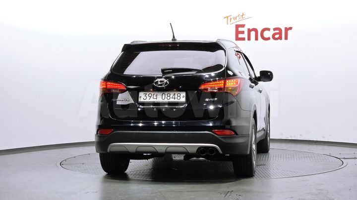 Hyundai SantaFe 2013 — 4