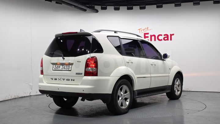 KGM (Ssangyong) Rexton 2009 — 2