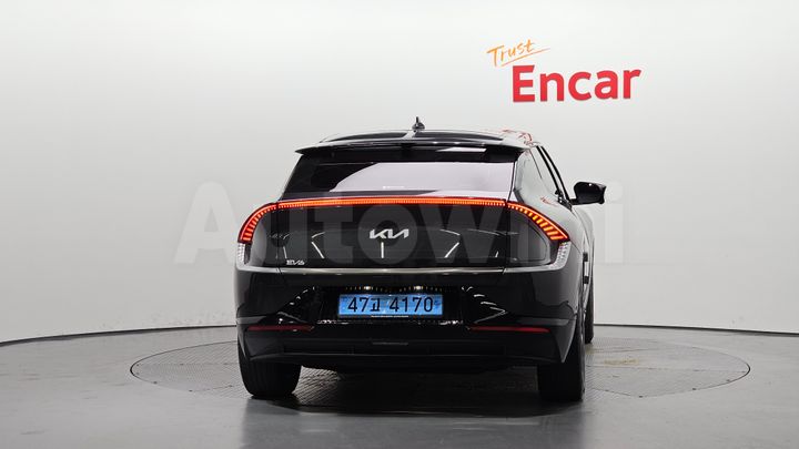 Kia EV6 2022 — 4