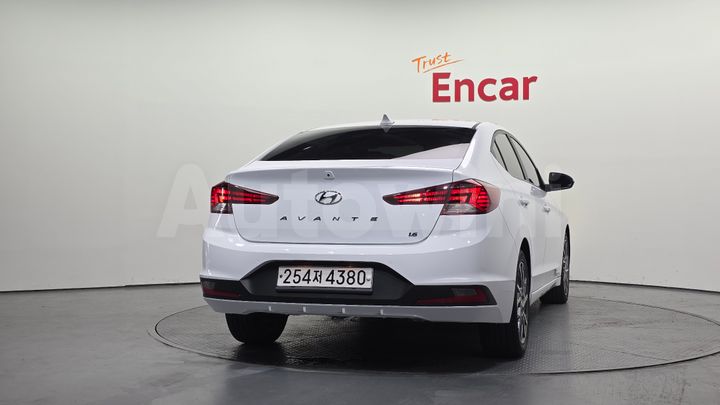 Hyundai Avante 2019 — 4