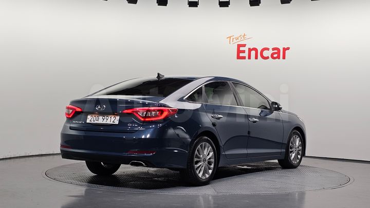 Hyundai Sonata 2015 — 2