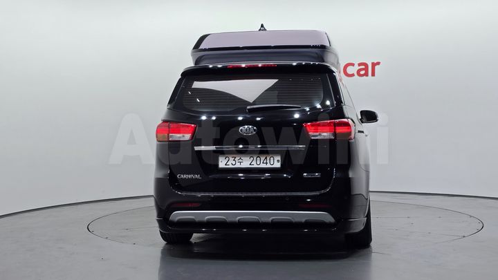 Kia Carnival 2015 — 4