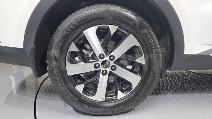 Kia Sorento 2021 — 5