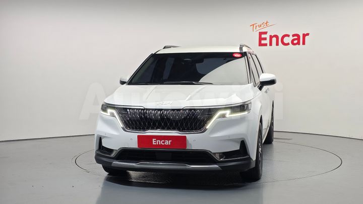 Kia Carnival 2023 — 3