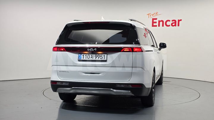 Kia Carnival 2023 — 4